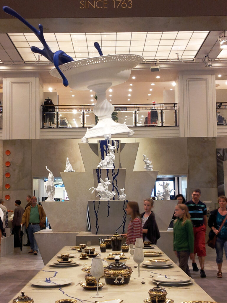 Makro Kurland Schale für die Ausstellung 250 Jahre KPM, KadeWe , 2013